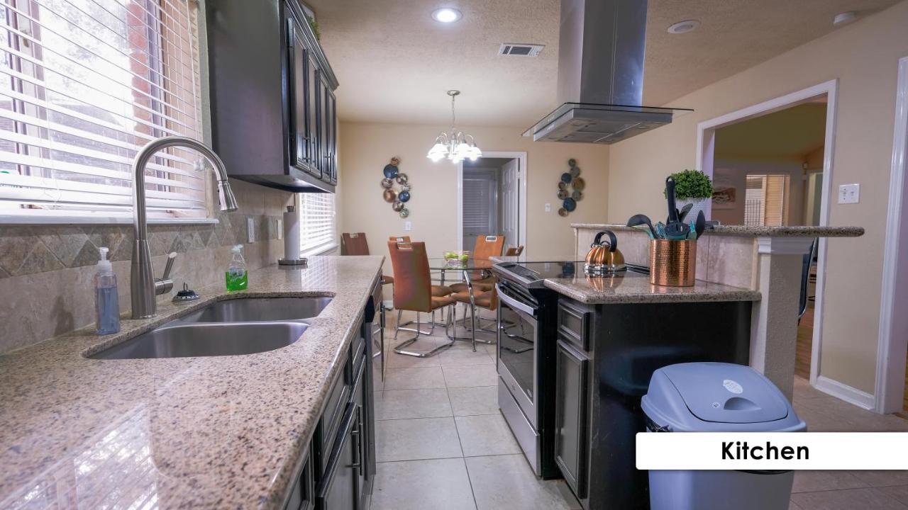 Villa Pool House, 20 Minutes From Dt 4Bdr For 10 Guests - Winkleman Houston Exterior foto